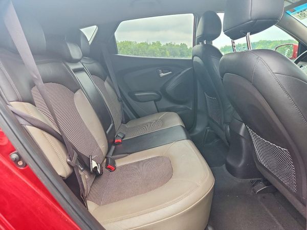 2012 HYUNDAI TUCSON GLS — PSRS