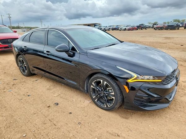 2022 KIA K5 — Passenger 3/4