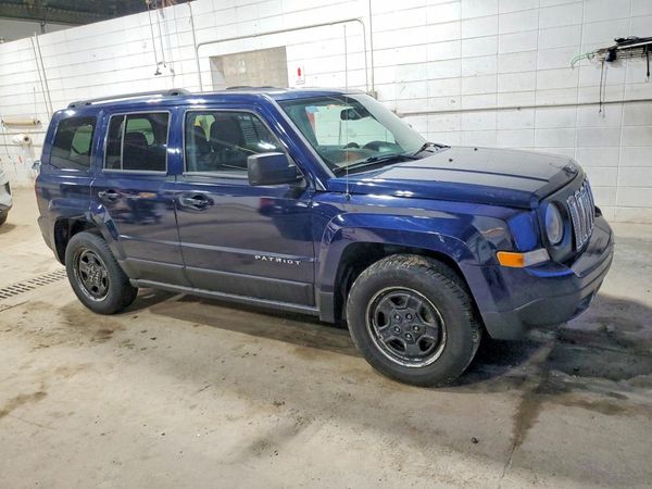 2016 JEEP PATRIOT — Passenger 3/4