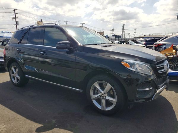 2018 MERCEDES-BENZ GLE GLE350 — Passenger 3/4