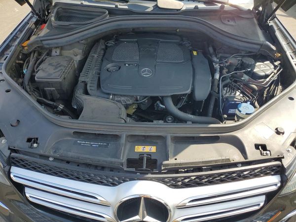 2018 MERCEDES-BENZ GLE GLE350 — Engine bay