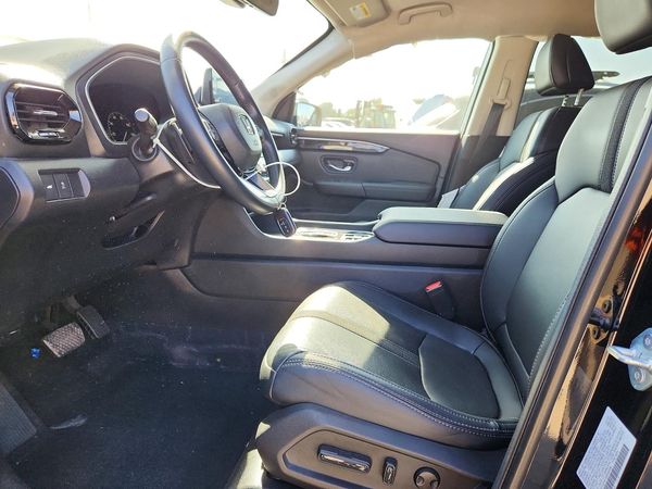 2025 HONDA PILOT — DENT