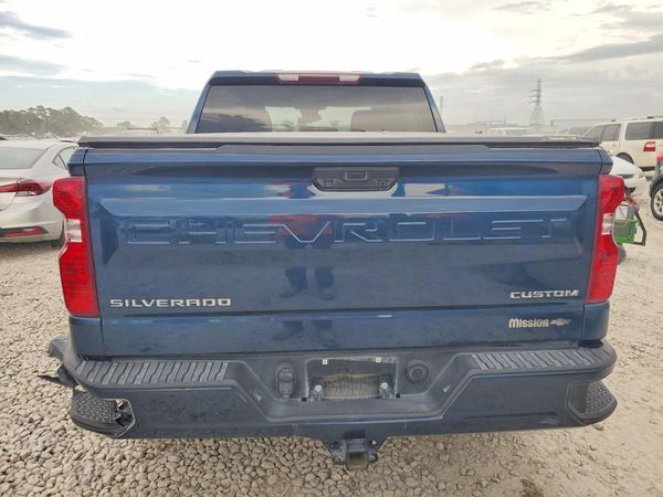 2023 CHEVROLET SILVERADO Custom — DIRR