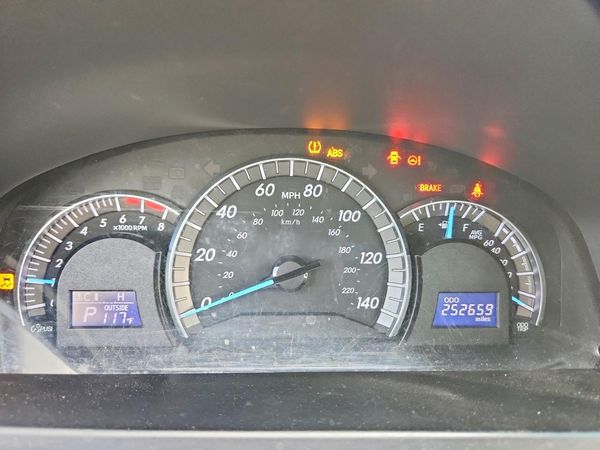 2014 TOYOTA CAMRY — ODOM