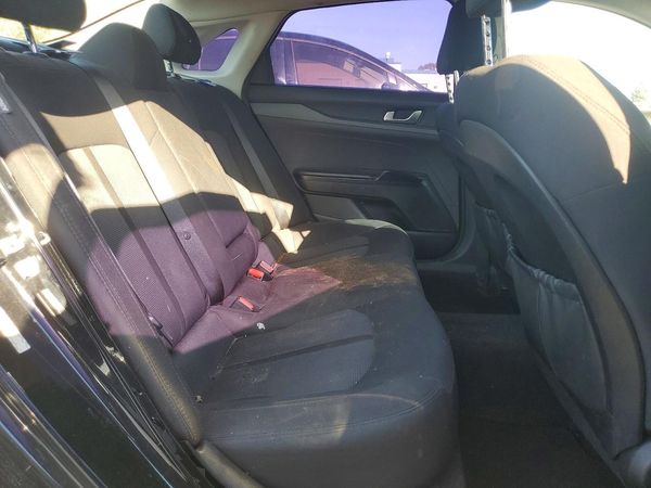 2021 KIA K5 LXS — PSRS
