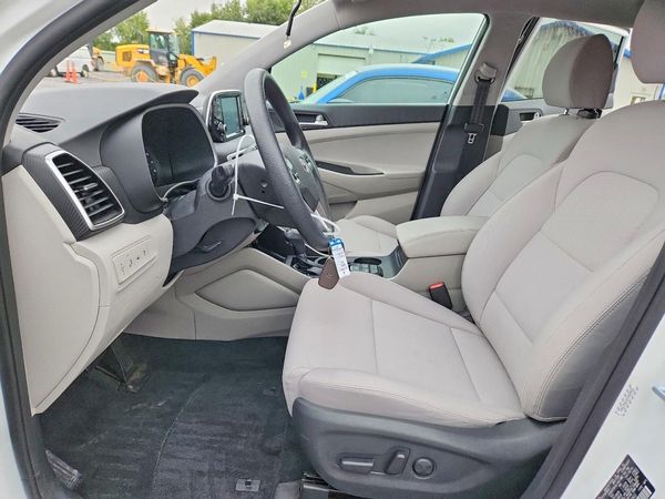 2019 HYUNDAI TUCSON — DENT