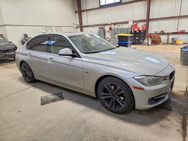 2013 BMW 328 xDrive — Passenger 3/4
