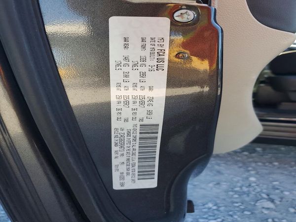 2016 DODGE GRAND CARAVAN SE — VINS