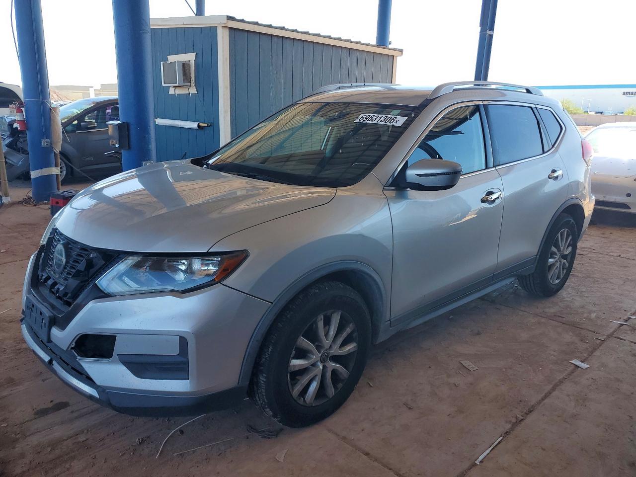 2018 NISSAN ROGUE — Front 3/4