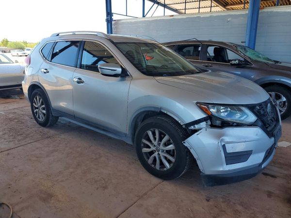2018 NISSAN ROGUE — Passenger 3/4