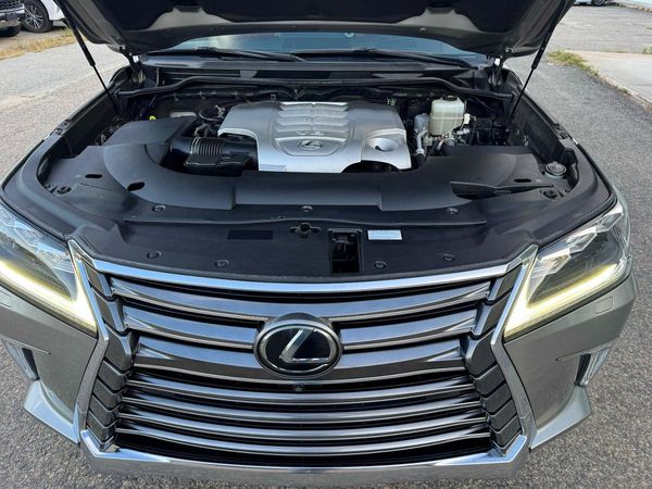 2019 LEXUS LX570