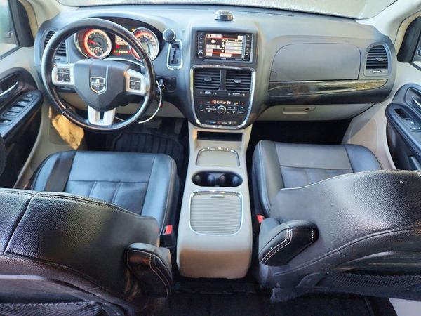 2017 DODGE GRAND CARAVAN CREW — CKPT