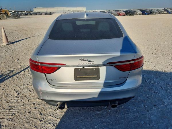 2017 JAGUAR XF Premium — DIRR