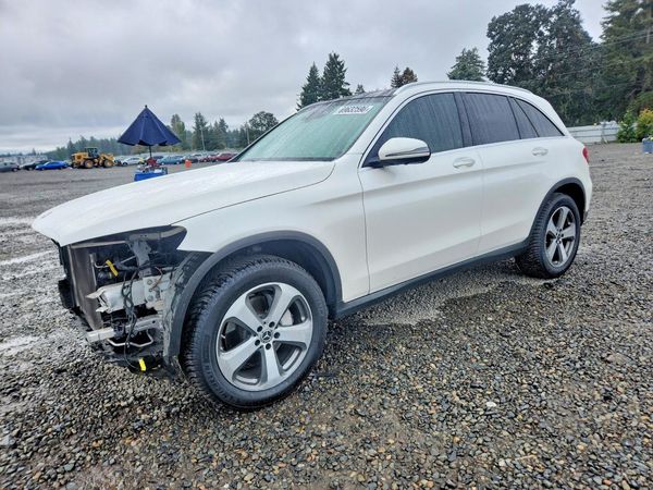 2017 MERCEDES-BENZ GLC — DSFA — Front 3/4