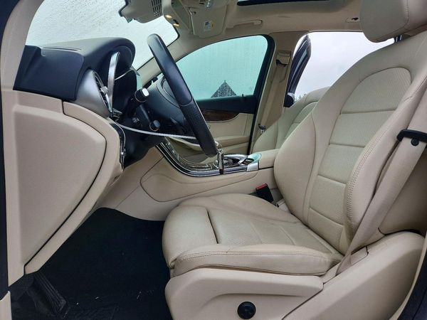 2017 MERCEDES-BENZ GLC GLC300 Base-4M — DENT