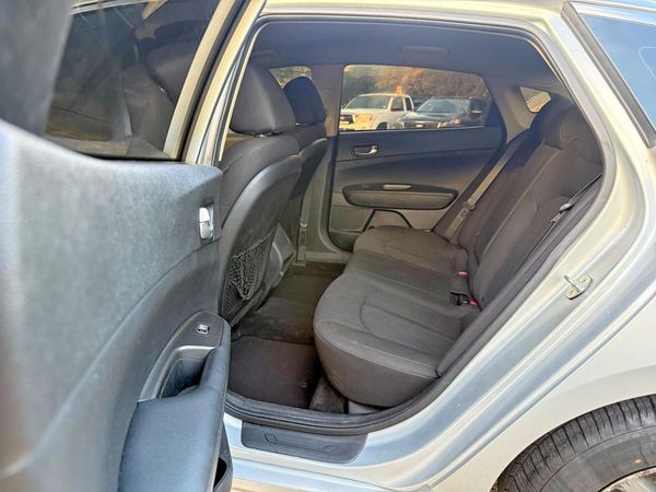 2019 KIA OPTIMA LX, S