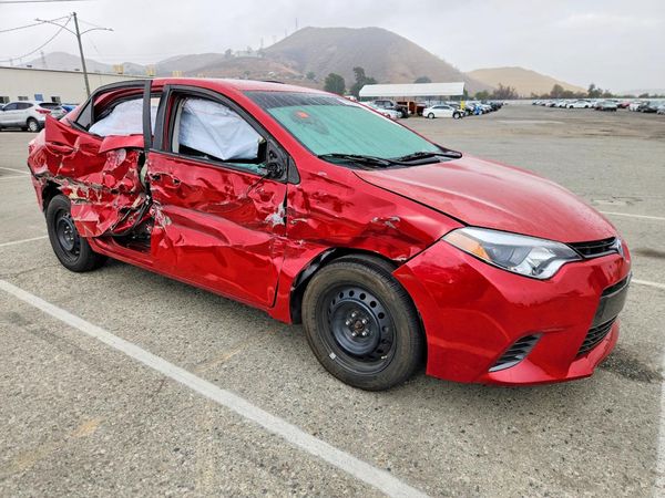 2015 TOYOTA COROLLA L/LE — Passenger 3/4