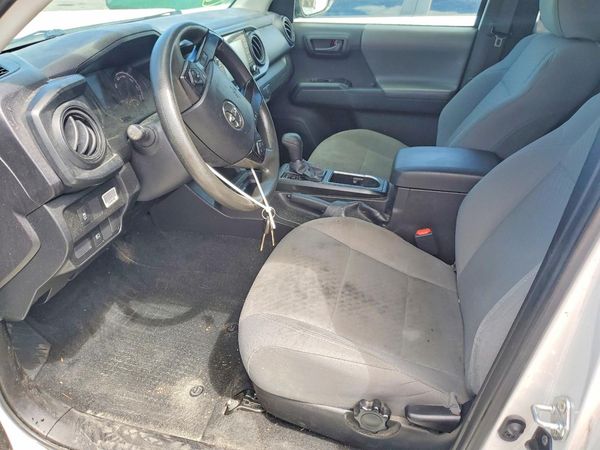 2022 TOYOTA TACOMA SR5 — DENT