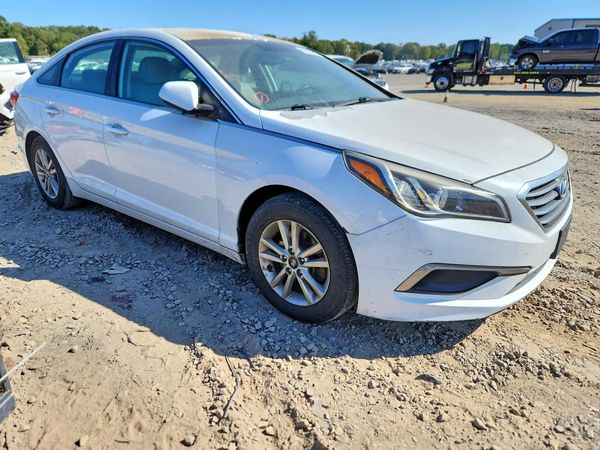 2016 HYUNDAI SONATA — Passenger 3/4