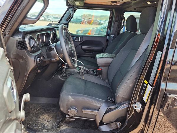 2021 JEEP WRANGLER UNLIMITED Unlimited Sport — DENT