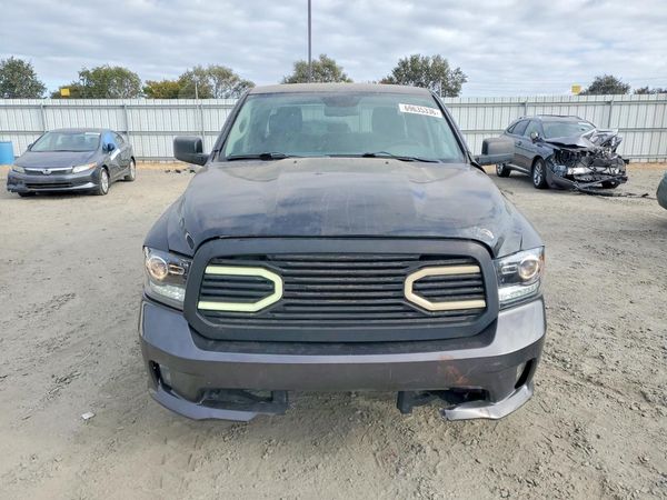 2014 RAM 1500 ST