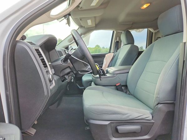 2014 RAM 1500 ST — DENT