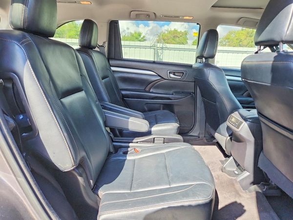 2017 TOYOTA HIGHLANDER SE/XLE — PSRS