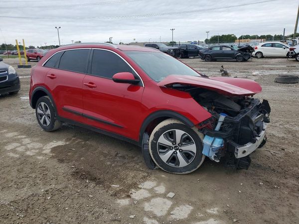 2018 KIA NIRO FE (HEV), LX (HEV) — Passenger 3/4
