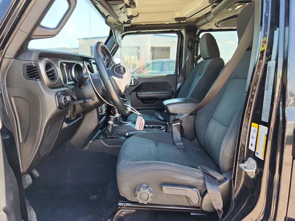 2018 JEEP WRANGLER UNLIMITED — DENT