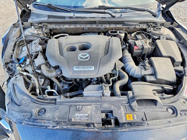 2018 MAZDA 6 — Engine bay