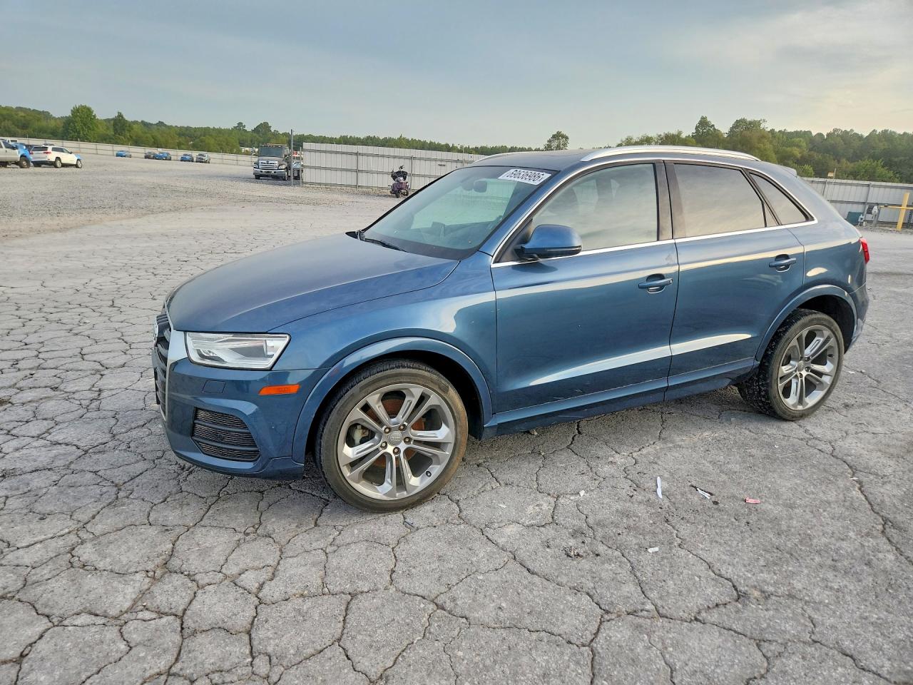 2016 AUDI Q3 quattro Premium Plus — Front 3/4