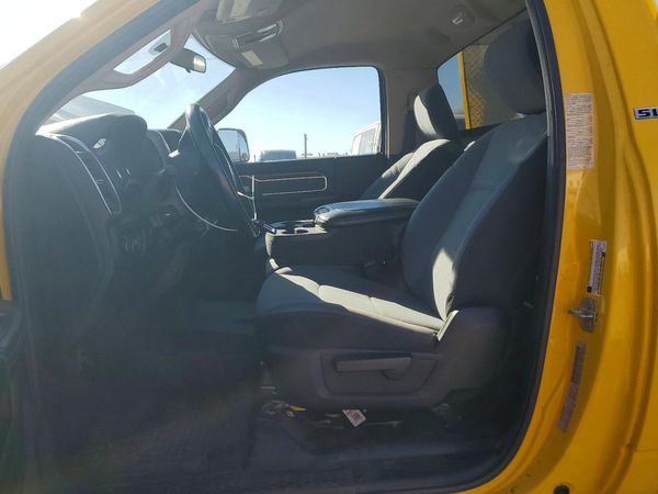 2019 RAM 5500 REG CAB CHASSIS — DENT
