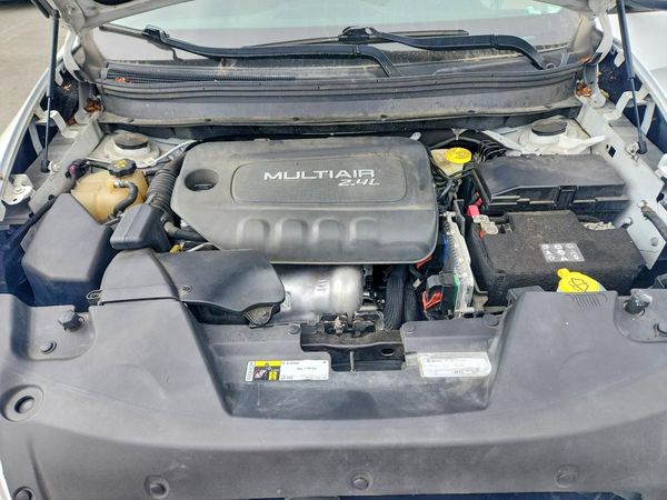 2016 JEEP CHEROKEE SPORT 4X4 — Engine bay