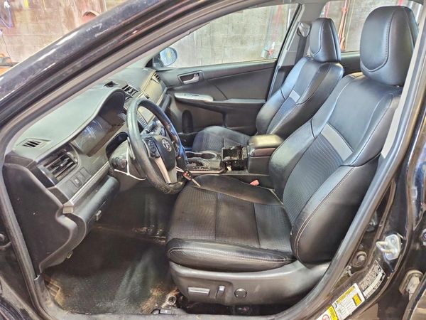 2013 TOYOTA CAMRY — DENT