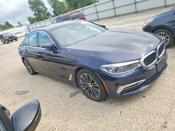 2017 BMW 5 SERIES xDrive — Passenger 3/4