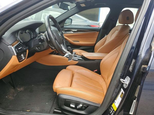 2017 BMW 5 SERIES xDrive — DENT