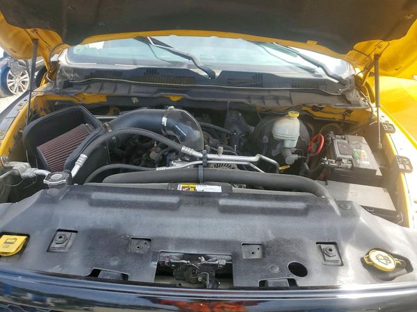 2016 RAM 1500 Sport — Engine bay