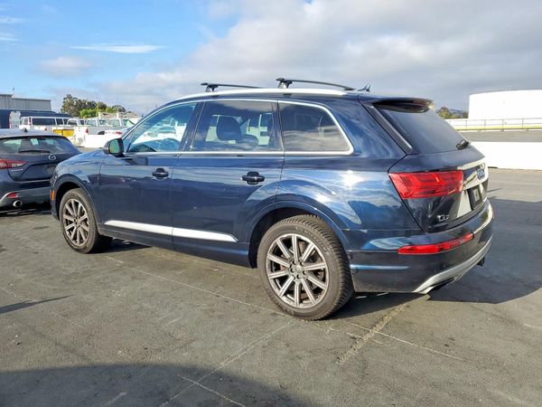 2017 AUDI Q7 quattro Premium Plus — DSRA