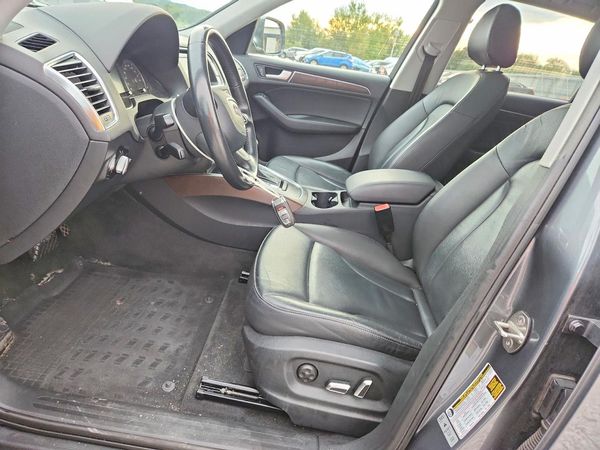 2015 AUDI Q5 — DENT