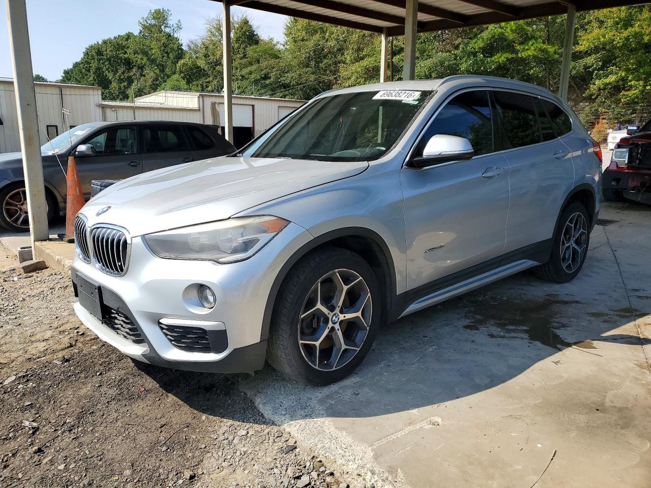 2018 BMW X1 xDrive28i — Front 3/4