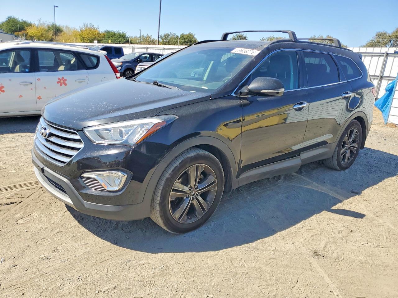 2015 HYUNDAI SANTA FE TOP — Front 3/4