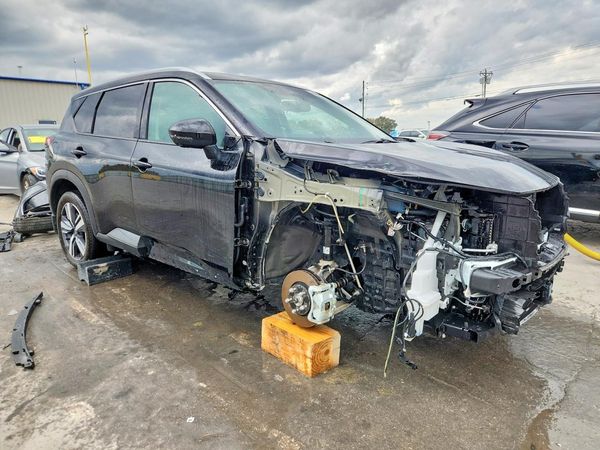 2025 NISSAN ROGUE SL — Passenger 3/4