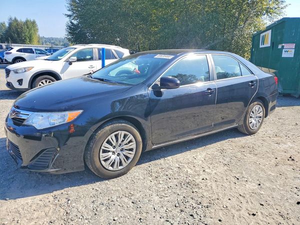 2013 TOYOTA CAMRY — DSFA — Front 3/4