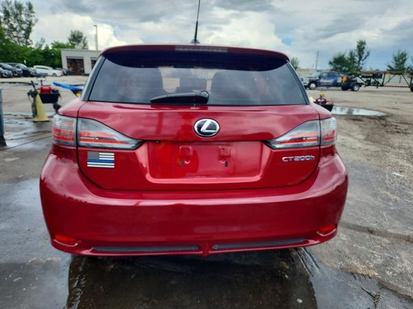 2013 LEXUS CT — DIRR