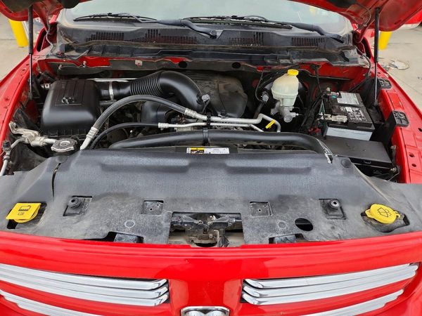 2014 RAM 1500 Sport — Engine bay