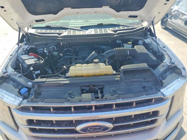 2023 FORD F150 SuperCrew — Engine bay