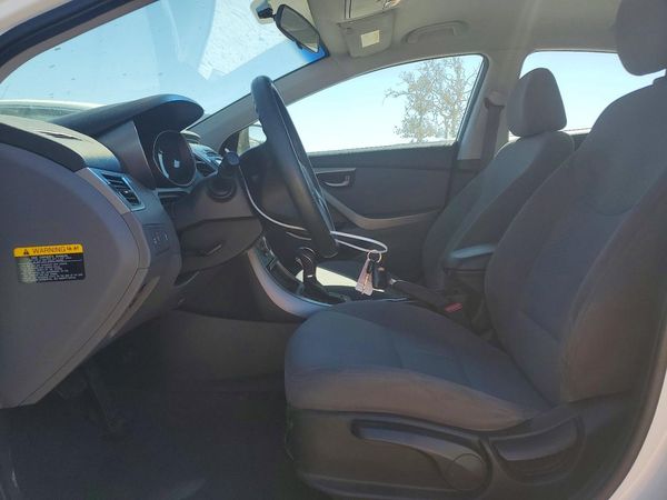 2014 HYUNDAI ELANTRA GLS(Middle) — DENT