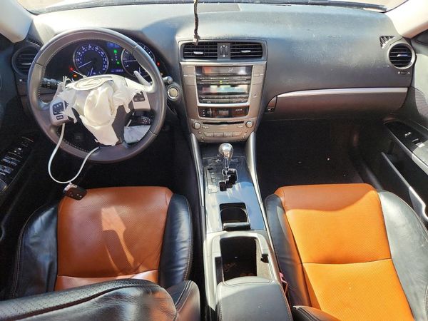 2013 LEXUS IS — CKPT