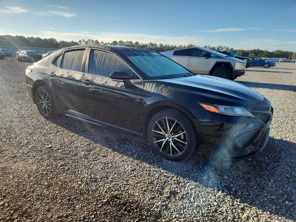 2022 TOYOTA CAMRY SE — Passenger 3/4