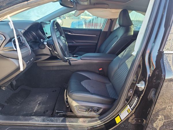 2022 TOYOTA CAMRY SE — DENT